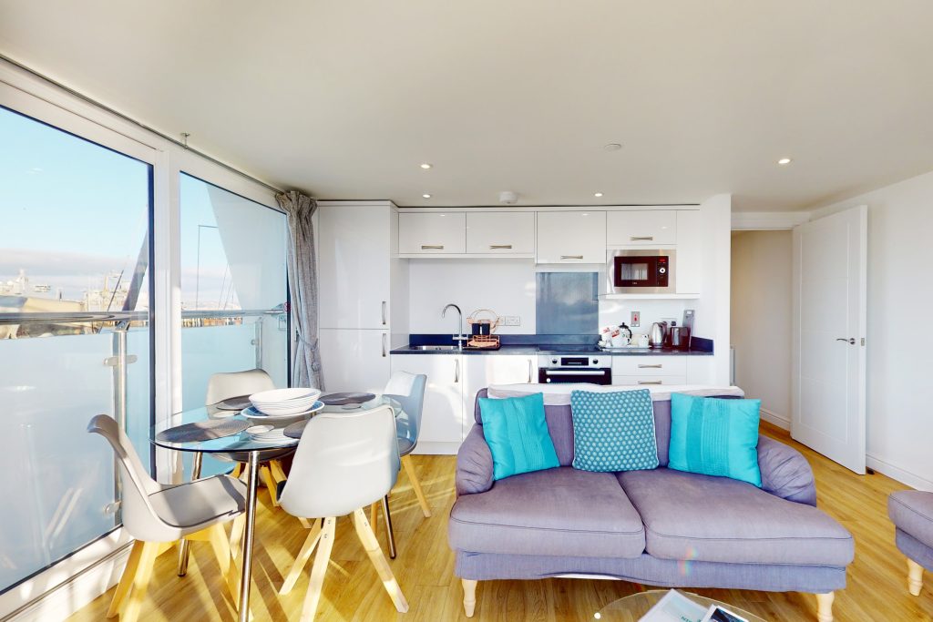 Nestled right on the waterfront, this haven provides direct access to the pristine Chesil Beach, a serene stretch perfect for leisurely strolls or basking in the sun.