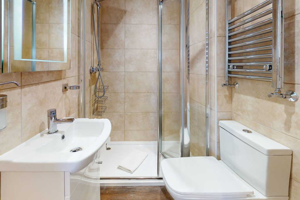 Nestled right on the waterfront, this haven provides direct access to the pristine Chesil Beach, a serene stretch perfect for leisurely strolls or basking in the sun.