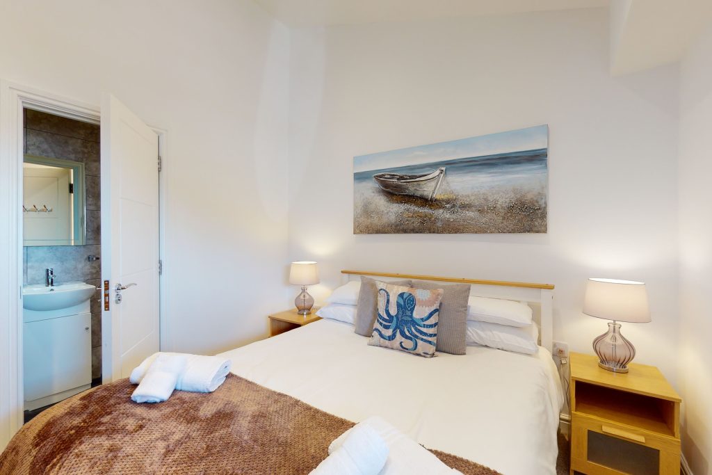 Nestled by the water, Crabbers' Wharf provides a direct gateway to Chesil Beach; promising sun-drenched leisure or coastal escapades.