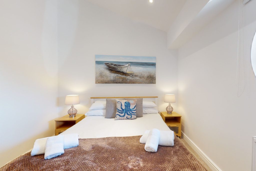 Nestled by the water, Crabbers' Wharf provides a direct gateway to Chesil Beach; promising sun-drenched leisure or coastal escapades.