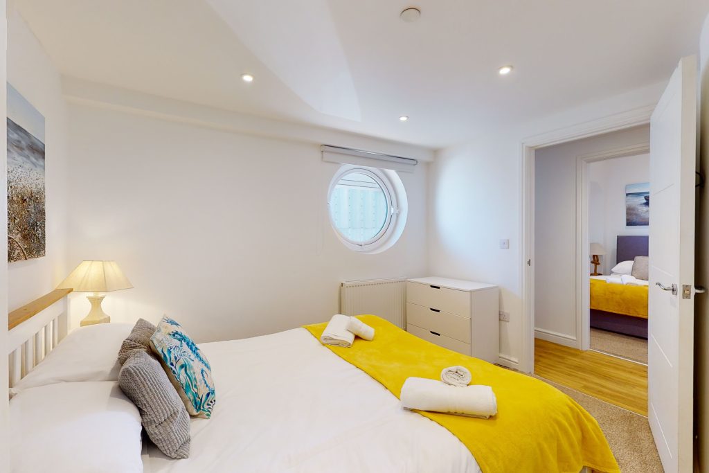 Nestled by the water, Crabbers' Wharf provides a direct gateway to Chesil Beach; promising sun-drenched leisure or coastal escapades.